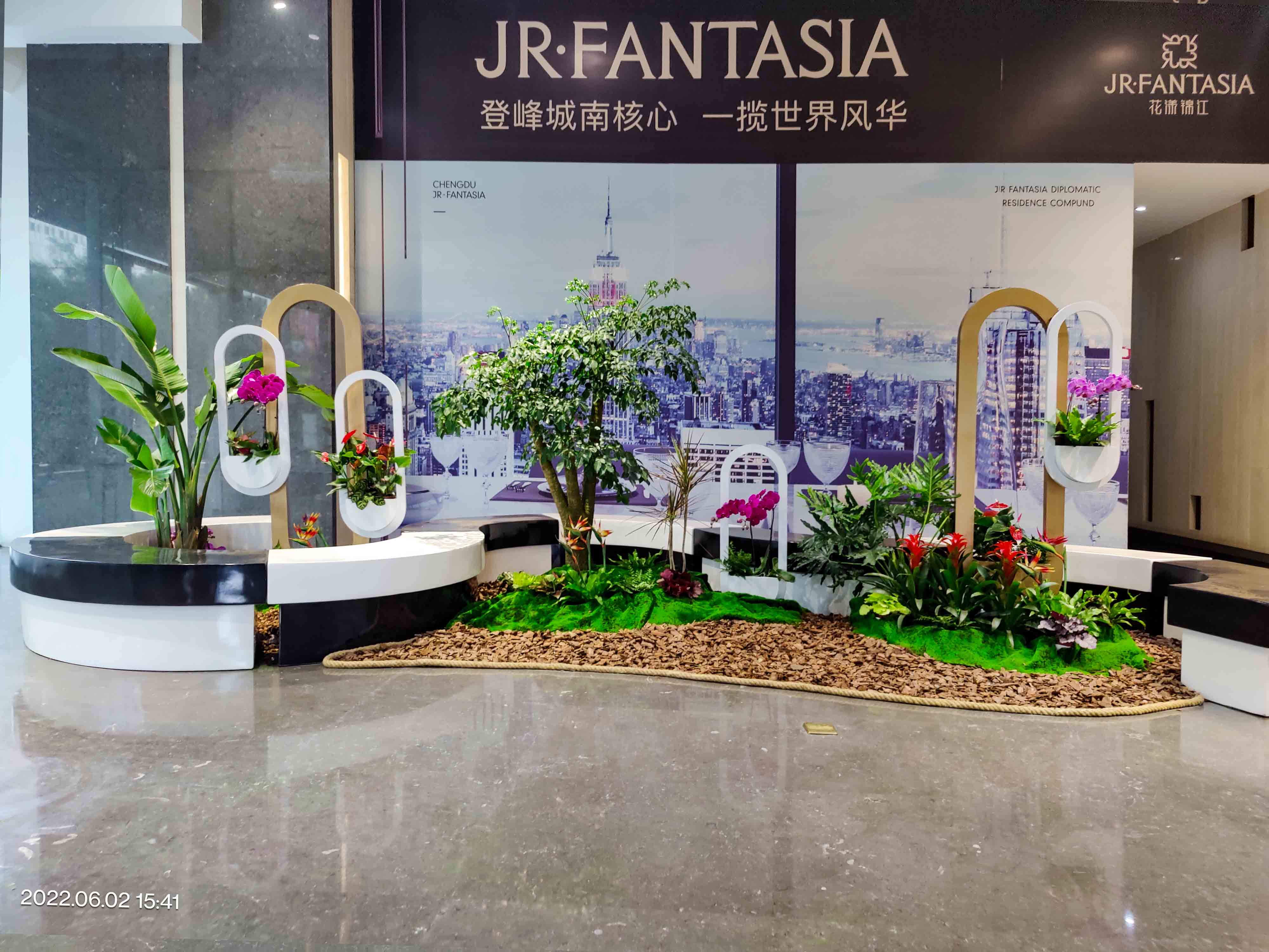 綿陽植物租賃丨美年廣場大堂植物組景