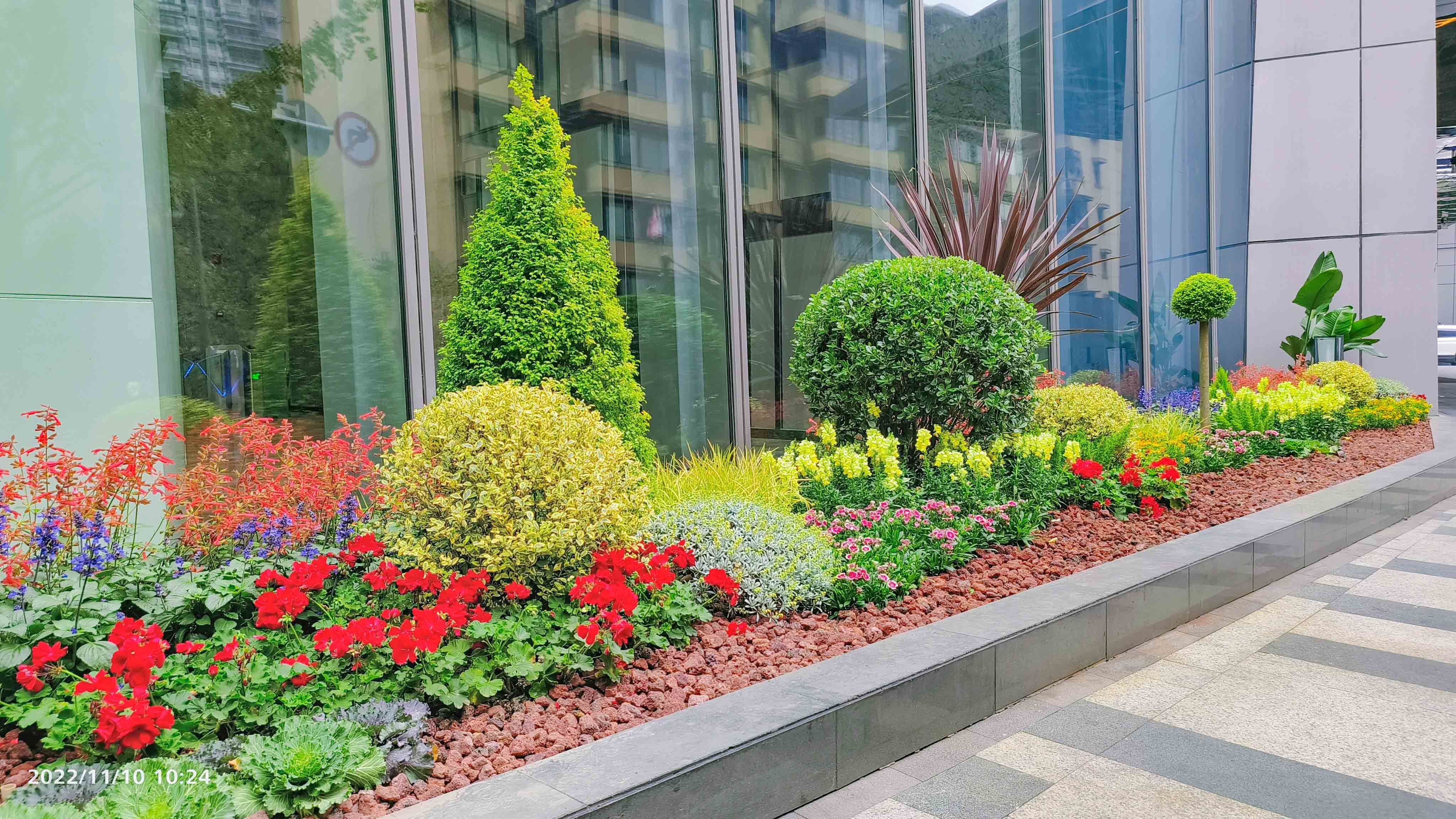四川室外綠化設計丨西部國際金融中心花境景觀